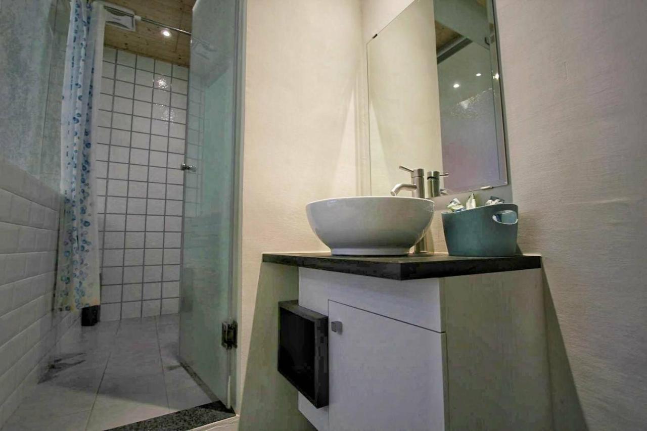 Canal Walk Inn Đài Nam Ngoại thất bức ảnh
